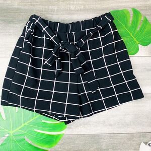 Shein tie high waisted shorts